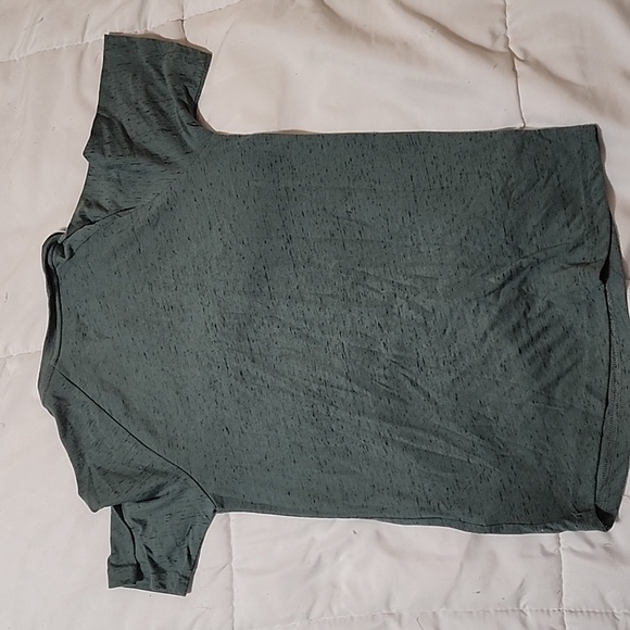 NWOT Hurley Tee Boys M Green - Picture 3 of 3